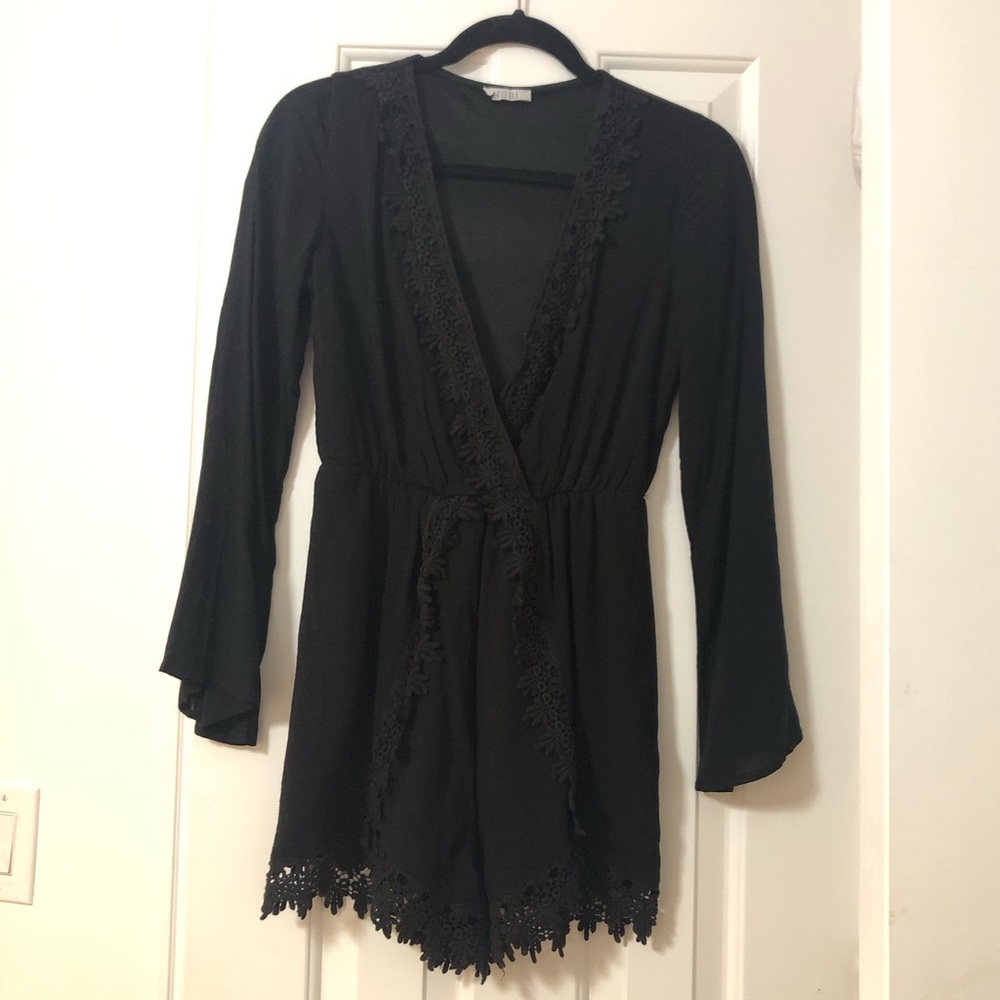 Tobi lace romper